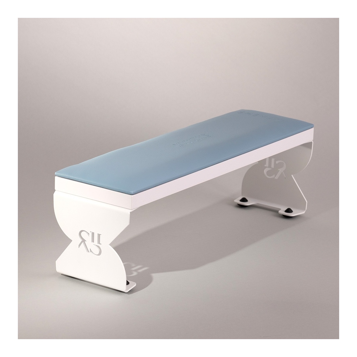 repose-mains-shemax-luxury-bleu-fraise-nail-shop-2