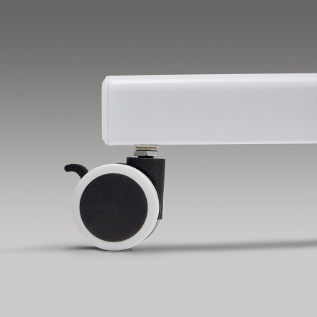 pied-roulette-maestro-fraise-nail-shop-5