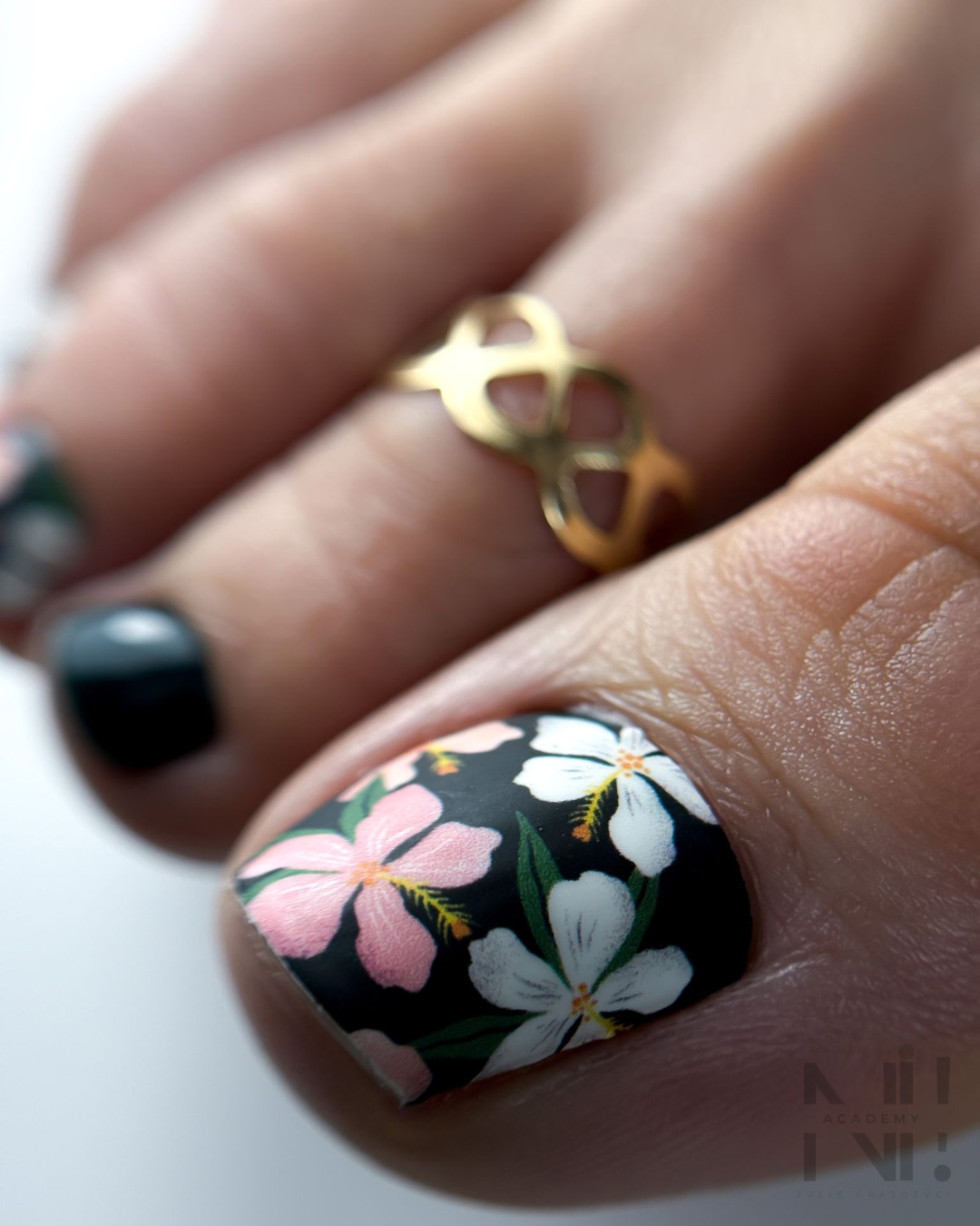 soin des pieds fraise nail shop